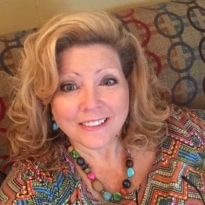 Meet your Posher, Dawn